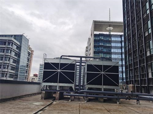 分享閉式冷卻塔在追求更高的發展需求！(冷卻塔開式閉式成本對比)